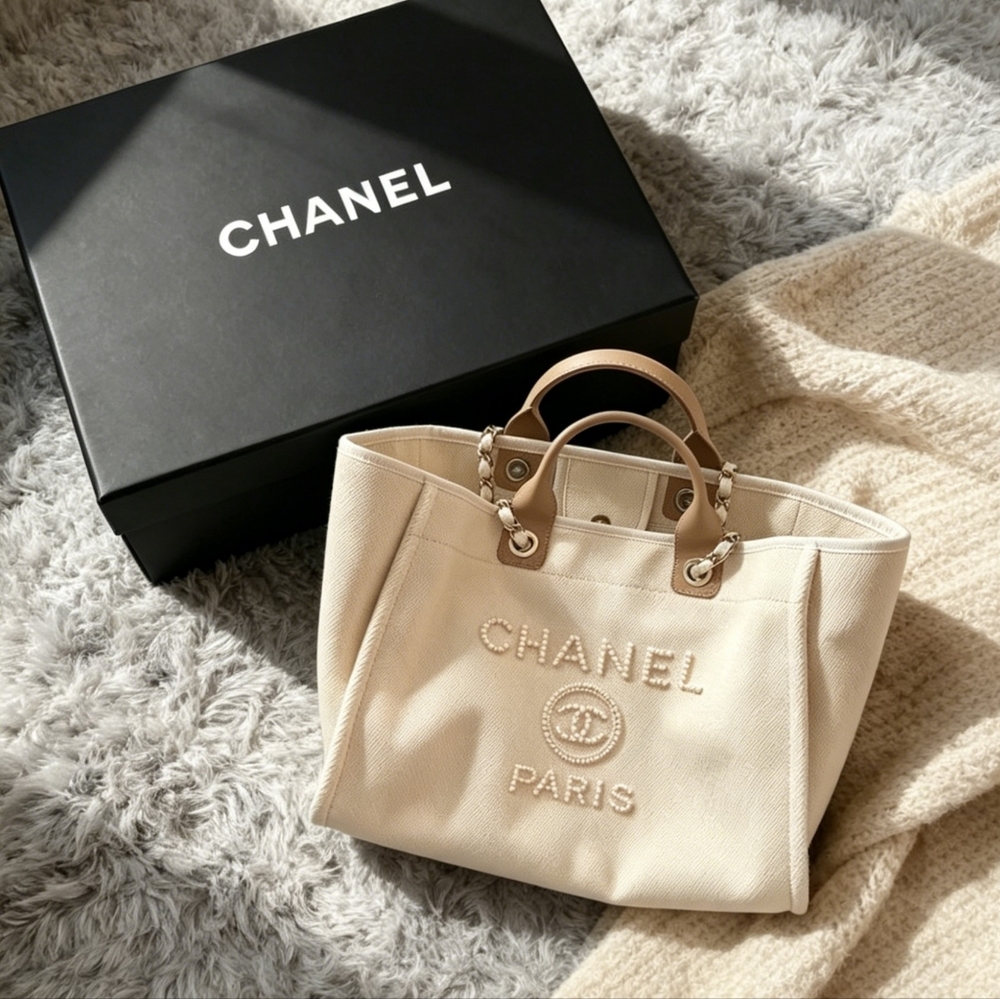 Chanel Deauville Medium Tote